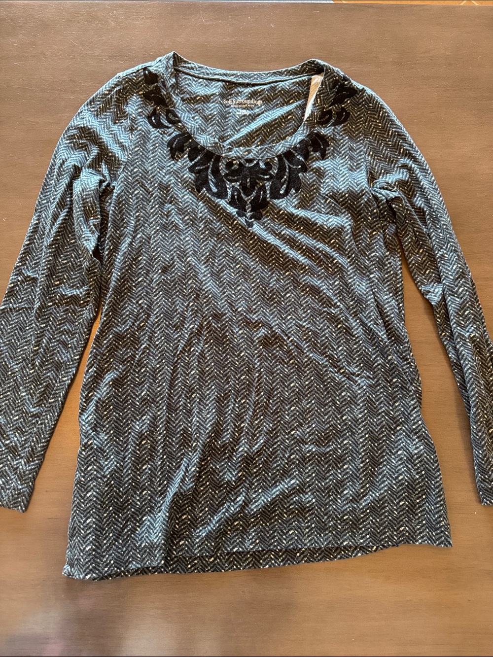 Women's Long-Sleeve Chevron Scoop Neck Top with Embellished Yoke - Black/Cream